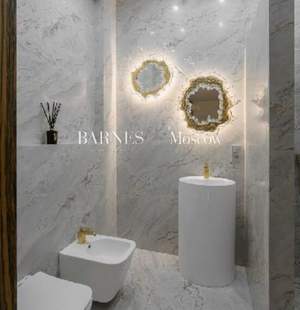 Дом 300м², 2-этажный, участок 10 сот.