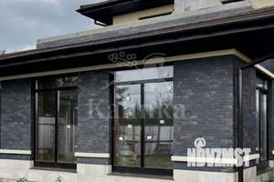 Дом 650м², 3-этажный, участок 13 сот.