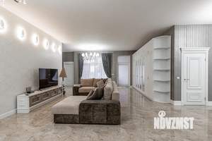 Дом 328м², 1-этажный, участок 16 сот.