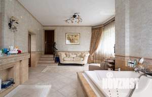 Дом 760м², 2-этажный, участок 30 сот.