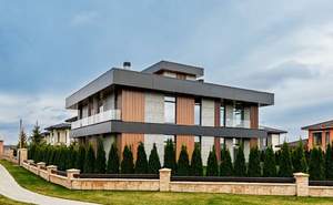 Дом 878м², 3-этажный, участок 15 сот.