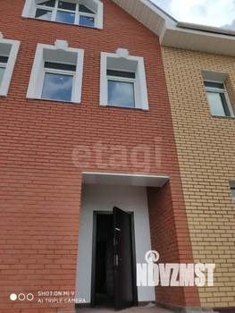 Таунхаус 220м², 3-этажный, участок 3 сот.