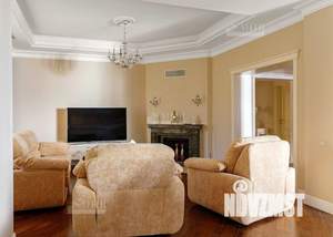 Дом 243м², 2-этажный, участок 10 сот.