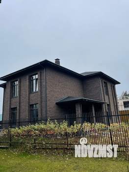 Дом 282м², 2-этажный, участок 8 сот.