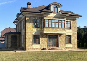 Дом 627м², 2-этажный, участок 16 сот.