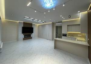 Дом 224м², 2-этажный, участок 4 сот.