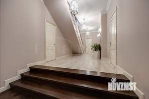 Дом 440м², 2-этажный, участок 5 сот.