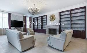 Дом 737м², 2-этажный, участок 29 сот.