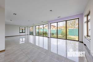 Дом 900м², 2-этажный, участок 18 сот.