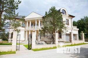 Дом 1291м², 3-этажный, участок 20 сот.