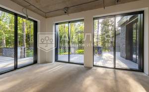 Дом 1700м², 2-этажный, участок 46 сот.