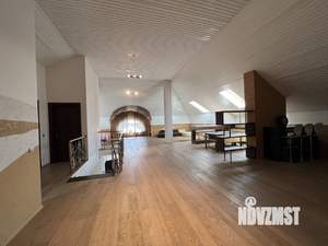 Коттедж 670м², 3-этажный, участок 16 сот.