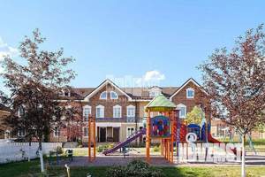 Таунхаус 150м², 3-этажный, участок 2 сот.