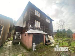 Дом 130м², 3-этажный, участок 6 сот.