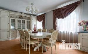 Дом 760м², 2-этажный, участок 30 сот.