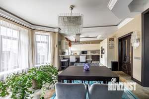 Коттедж 457м², 3-этажный, участок 14 сот.