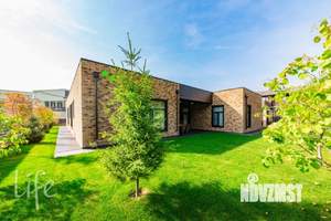 Дом 328м², 1-этажный, участок 16 сот.