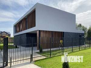 Дом 437м², 2-этажный, участок 10 сот.