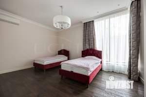 Дом 440м², 2-этажный, участок 5 сот.