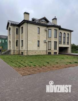 Дом 615м², 3-этажный, участок 32 сот.