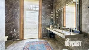 Таунхаус 290м², 3-этажный, участок 5 сот.