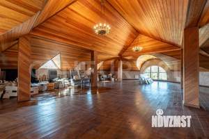 Дом 1019м², 3-этажный, участок 12 сот.