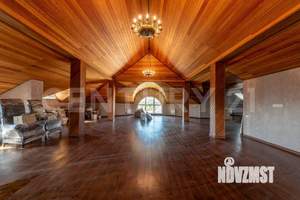 Дом 1019м², 3-этажный, участок 12 сот.