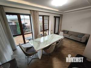 Таунхаус 320м², 3-этажный, участок 2 сот.