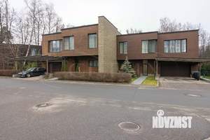 Дом 440м², 2-этажный, участок 5 сот.