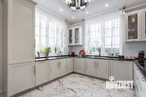 Коттедж 266м², 2-этажный, участок 12 сот.