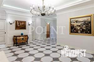 Таунхаус 430м², 3-этажный, участок 5 сот.