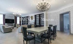 Дом 737м², 2-этажный, участок 29 сот.