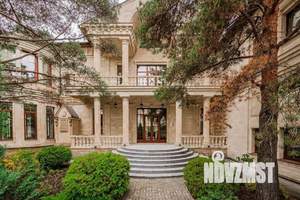 Коттедж 1440м², 2-этажный, участок 22 сот.