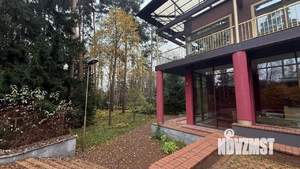Дом 1300м², 2-этажный, участок 50 сот.