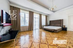 Дом 660м², 3-этажный, участок 17 сот.