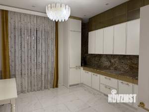 Дом 615м², 3-этажный, участок 32 сот.