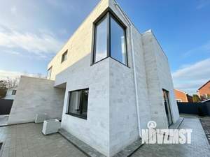 Дом 253м², 2-этажный, участок 6 сот.