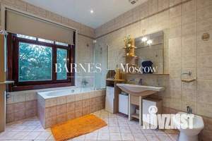 Дом 600м², 2-этажный, участок 20 сот.