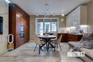 Таунхаус 150м², 3-этажный, участок 1 сот.
