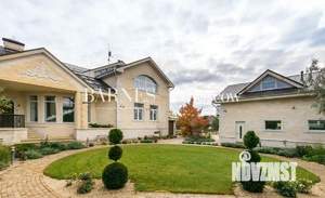 Дом 737м², 2-этажный, участок 29 сот.