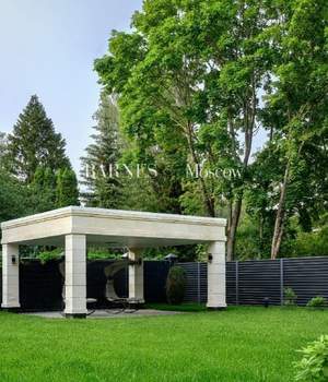 Дом 300м², 2-этажный, участок 10 сот.