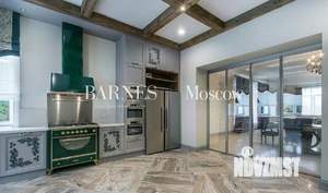 Дом 737м², 2-этажный, участок 29 сот.