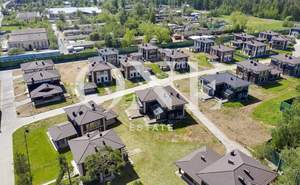 Дом 434м², 3-этажный, участок 13 сот.