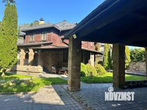 Дом 600м², 2-этажный, участок 15 сот.