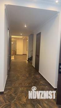 Таунхаус 400м², 3-этажный, участок 5 сот.