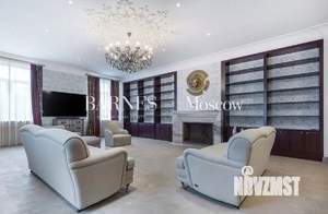 Дом 737м², 2-этажный, участок 29 сот.