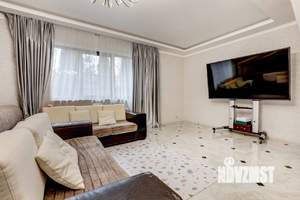 Коттедж 414м², 3-этажный, участок 6 сот.