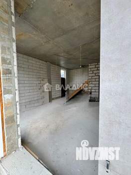 Дом 302м², 3-этажный, участок 5 сот.