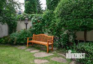 Дом 484м², 3-этажный, участок 9 сот.