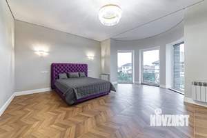 Дом 525м², 2-этажный, участок 14 сот.